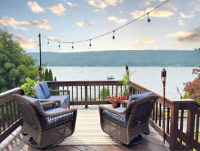 Cozy Lakeside Fall Escape; Applepick, Hike, Winery Greenwood Lake